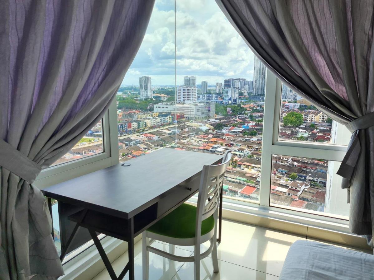 Ksl D'esplanade Residence: 4-bedroom Waterpark View With Free Wifi *