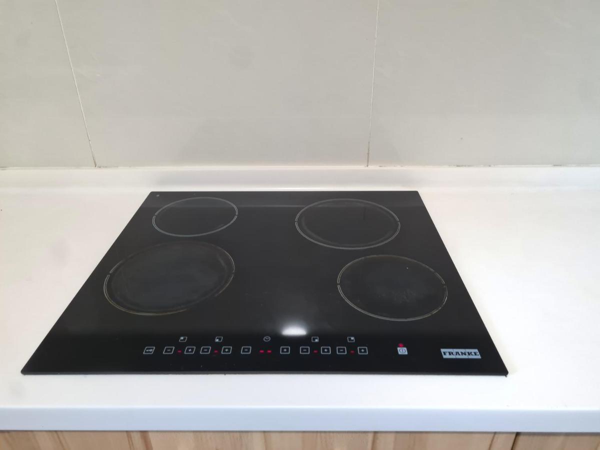 Ksl D'esplanade Residence: 4-bedroom Waterpark View With Free Wifi Johor Bahru